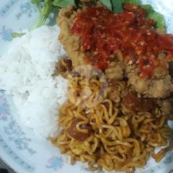 Nasi Mie Geprek