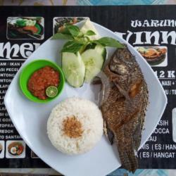 Nasi Lalapan Ikan Nilla Goreng