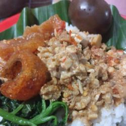 Nasi Tumpang Telur Coklat