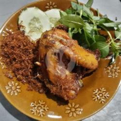 Dada Ayam Goreng   Sambel   Bumbu Kuning