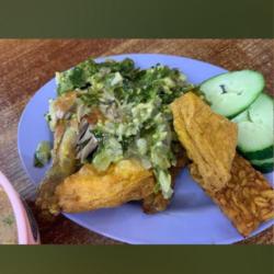 Ayam Cajo   Nasi