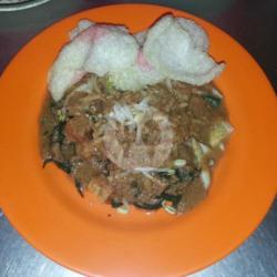 Pecel Lontong