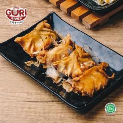 Yaki Gyoza ( 4 Pcs)