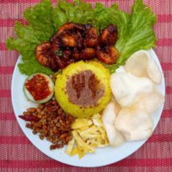 Nasi Kuning   Udang Mentega