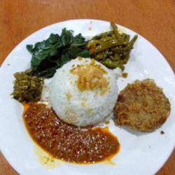 Nasi Padang Perkedel