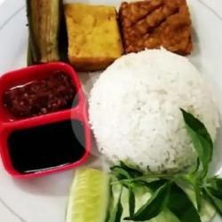 Penyetan Nasi Tahu Tempe Terong