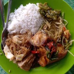 Nasi Ayam Kecap