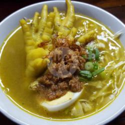 Soto Ceker Ayam Surabaya 57   Lontong