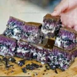 Keju Kacang Coklat Taro