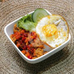 Rice Bowl Ayam Saus Rica-rica