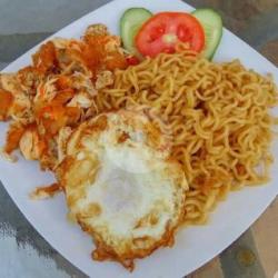 Mie Geprek Telor