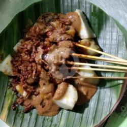 Sate Kacang Ayam