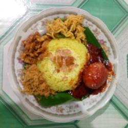 Nasi Kuning Telur