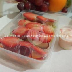 Spring Roll Buah 445kkal