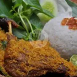 Nasi Ayam Kampung Serundeng