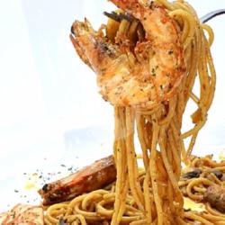 Spaghetti Prawn Chili Oil