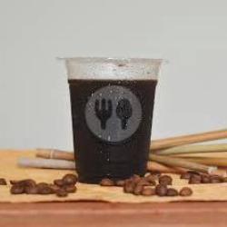 Kopi Hitam (hot/iced)
