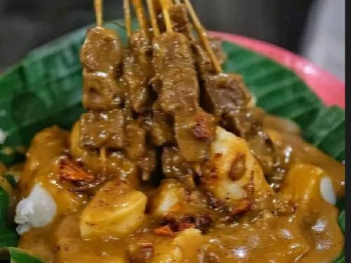 Sate Padang Muda Mudi Pariaman, Kayu Tinggi