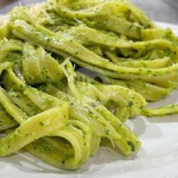 Fettucine Al Pesto