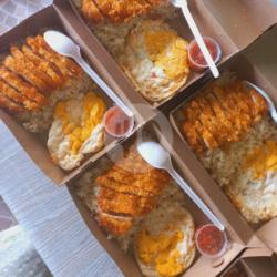 Nasi Putih   Chiken Katsu Medium   Telur Ceplok   Sambel