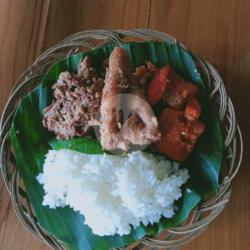 Nasi Gudeg Sayap