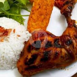 Nasi Ayam Bakar Tulang Lunak Paha Tahu Tempe