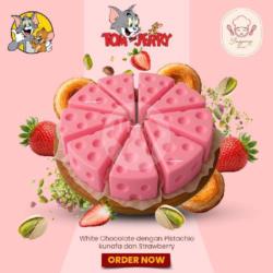 Tom And Jerry Pink Berry