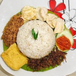 Nasi Krawu Daging Sapi