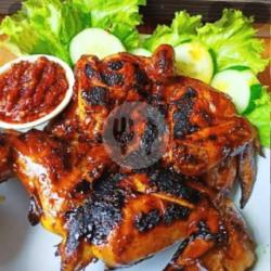 1 Ekor Ayam Bekakak Bakar Madu