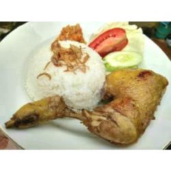 Ayam Goreng Nasi Uduk Sambal Petir