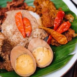 Nasi/bubur   Gudeg Krecek Telur