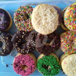 Donat Lembut Aneka Rasa