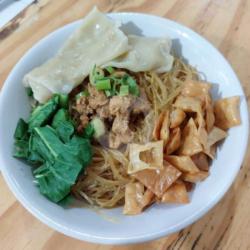 Yamien Bihun Pangsit