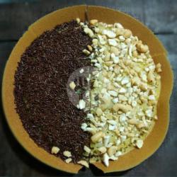 Terang Bulan Coklat Kacang Mede