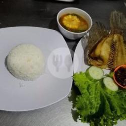 Nasi Gurame Cabe Ijo