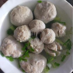 Baso Kombinasi ( Ayam   Sapi)