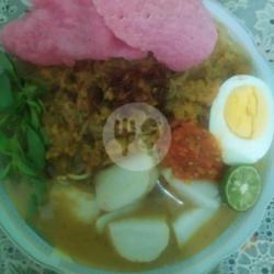 Laksa Betawi Ketupat