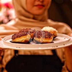 Donut (coklat / Cheese)