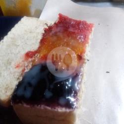 Roti Bakar Campur