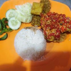 Lalapan Ayam   Nasi (sambel Geprek)