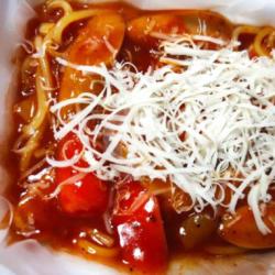 Spagheti Sosis Free Topping Keju Enak Nya Gk Ada Lawan