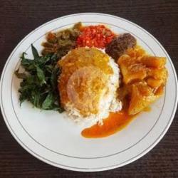 Nasi Tunjang/kikil Padang