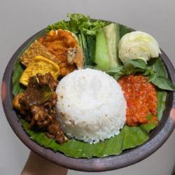 Nasi Tempong Cumi Hitam