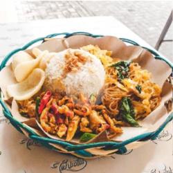 Nasi Uduk  Telor Suwir  Mie/bihun  Tempe Orek