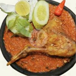 Bebek Penyet Dada  Sambel Lalapan