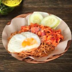 Paket Indomie Ayam Geprek Spesial Telur Ceplok ( Sambel Bawang )