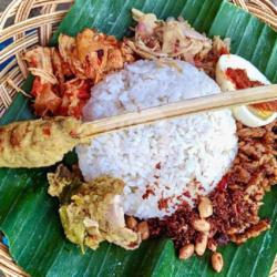 Nasi Jinggo   Sate Lilit Ibuk Nyoman