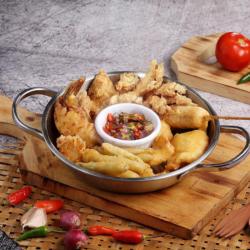 Platter Seafood Goreng