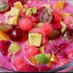 Sop Buah Kuah Naga Susu