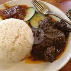 Nasi Rendang Daging Sapi